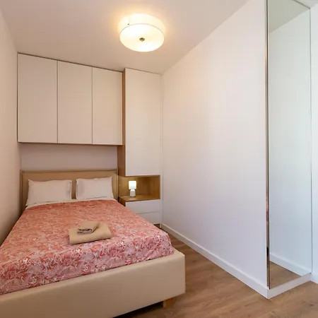 Sea Breeze 公寓 扎达尔