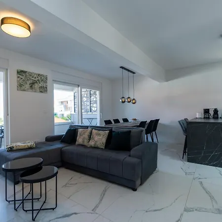 Sea Breeze زادار